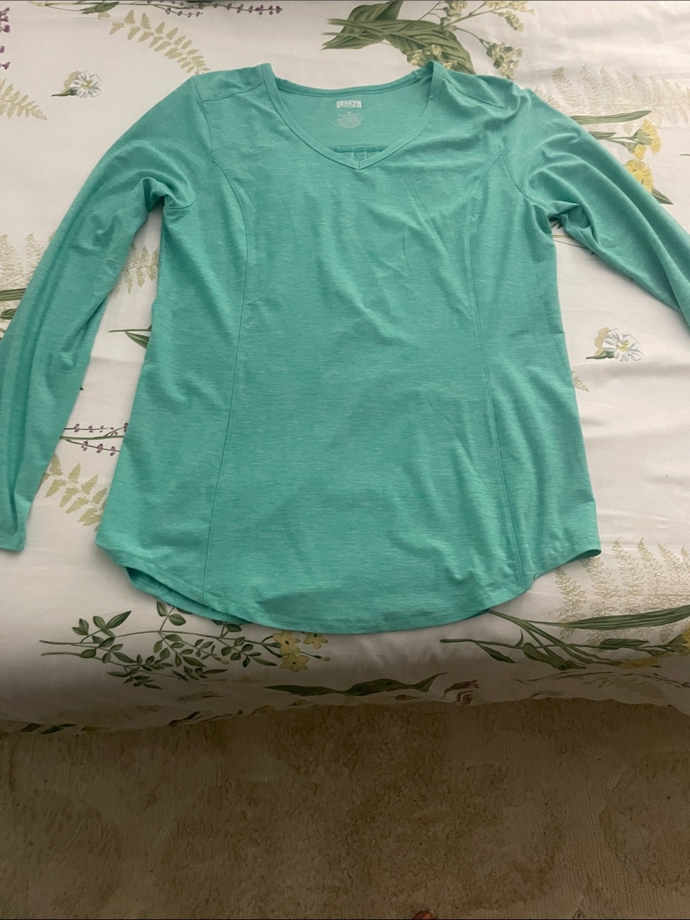 Duluth Trading Co Mint Green Long Sleeve V-Neck Tunic